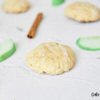 Featured image showing the finished ready to eat apple cinnamon cookies.