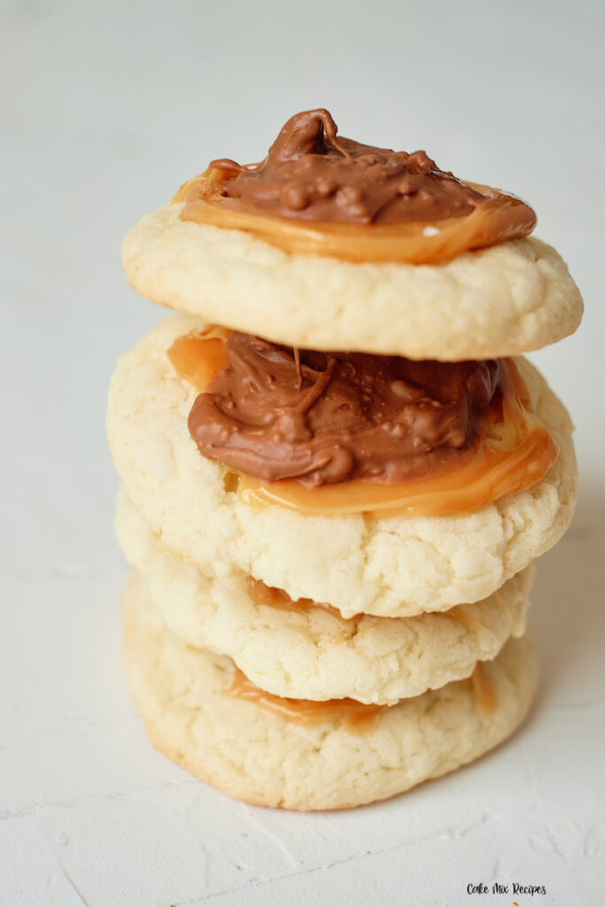 A close up of the finished stack of twix cookie recipe. 