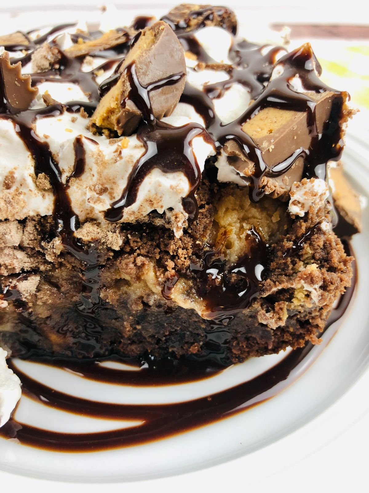 Chocolate Peanut Butter Dump Cake Cake Mix Recipes 
