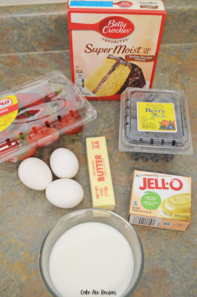 Ingredients for making this recipe for berry trifle. 