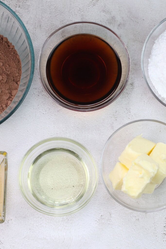 The ingredients in clear glass bowls for the dessert.