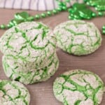 Powdered sugar green vanilla crinkle cookies.