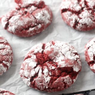 cake mix red velvet crinkle cookies with powdered sugar