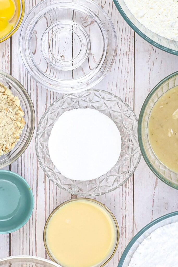 Cake  Mix, milk oil, pudding mix for the dessert.