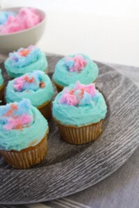 A try of cotton candy cupcakes.