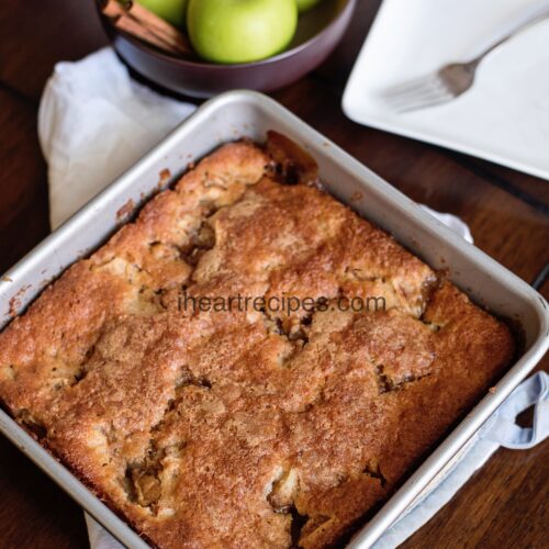 Apple cobbler with juicy granny smith apples