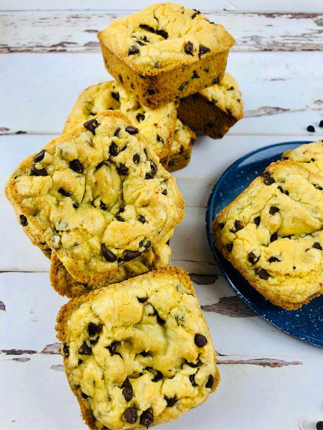 Lazy Chocolate Chip Cookie Bars