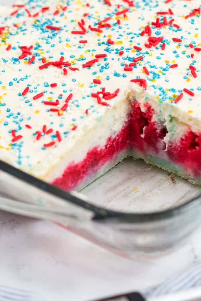 A glass cake pan with the firecracker cake in it.