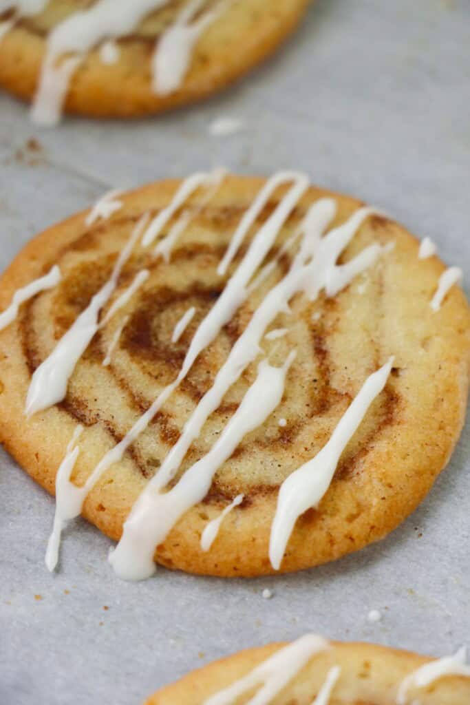 A top shot of the cinnamon roll cookies.
